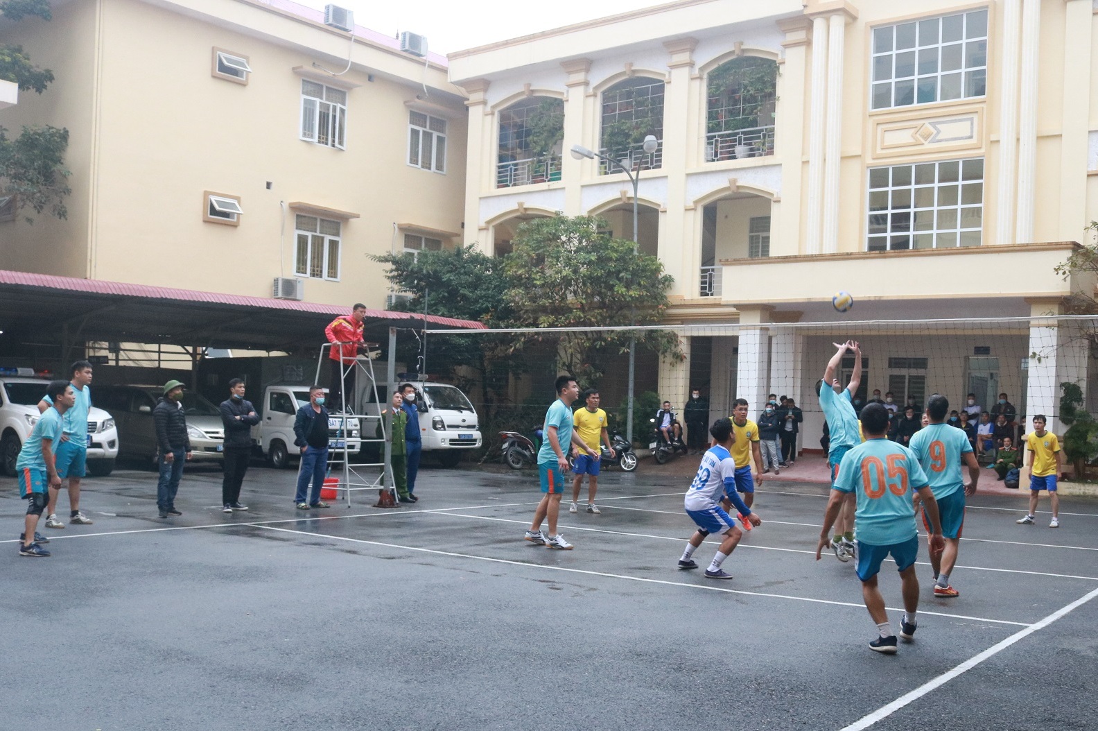 Công an quận Kiến An: Khai mạc giải bóng chuyền